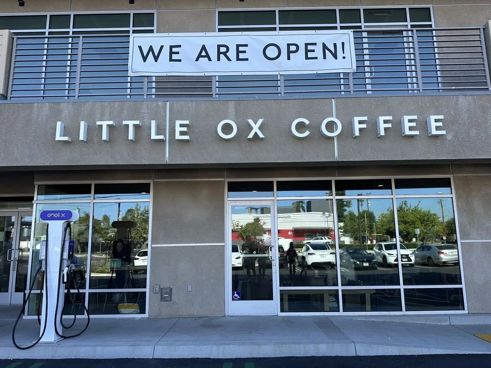 Little Ox Coffe Front